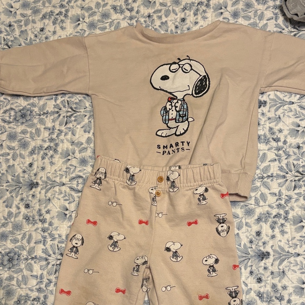 Peanuts Tan Kids Matching Set